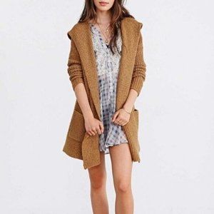 Anthropologie Kimchi Blue Camel Brown Knit Chunky Hooded Cardigan Women's XS